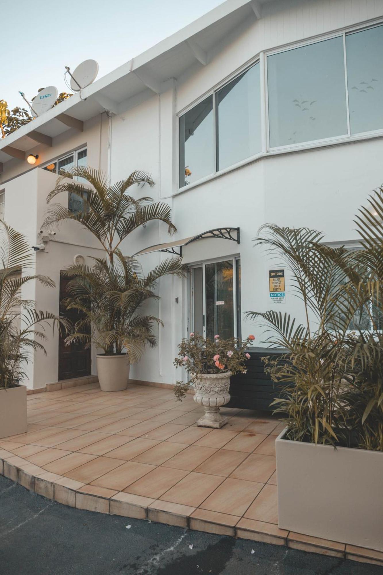 Beside Still Waters Boutique Hotel Durban Exterior photo