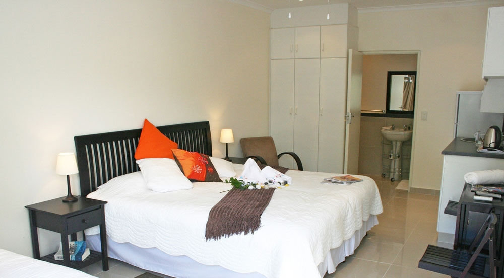 Beside Still Waters Boutique Hotel Durban Exterior photo